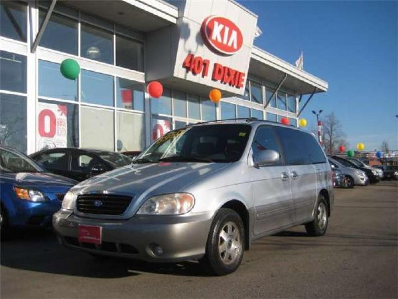 Used 2002 Kia Sedona EX for sale in Mississauga, ON