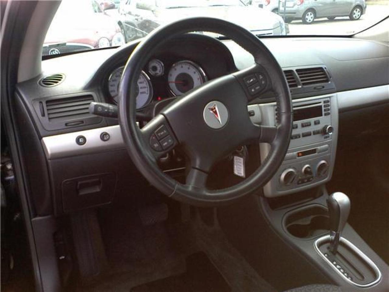 423900