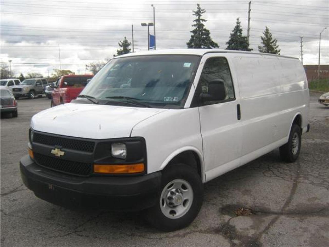 Used 2009 Chevrolet Express Work Van for sale in Mississauga, ON