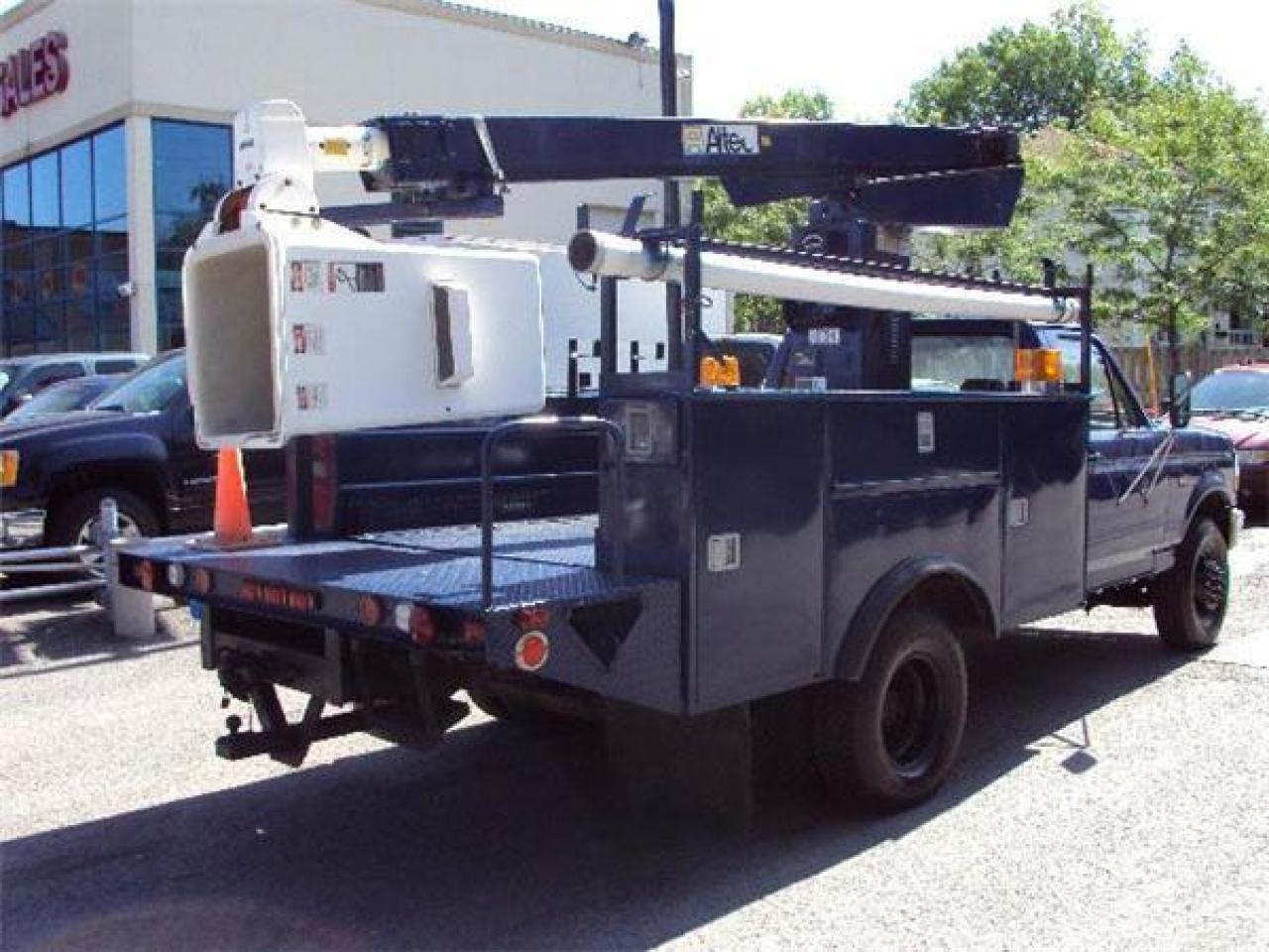487418