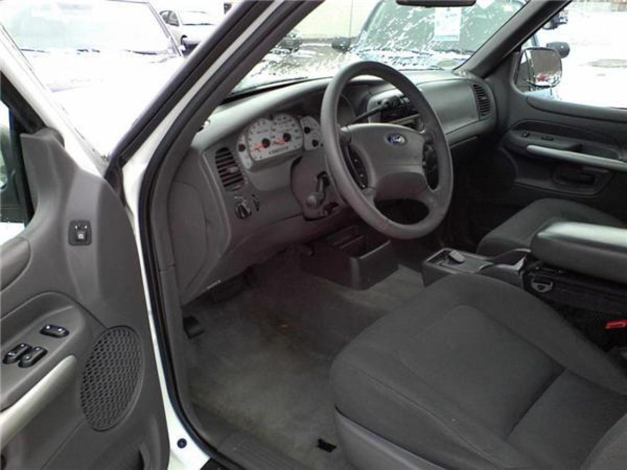 Used 2001 Ford Explorer  for sale in Windsor, ON