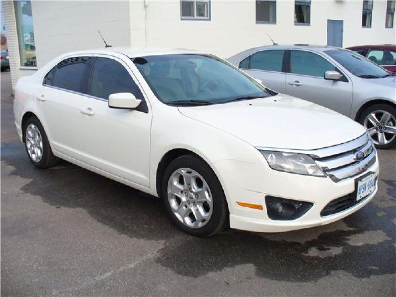 Used 2010 Ford Fusion S for sale in Windsor, ON