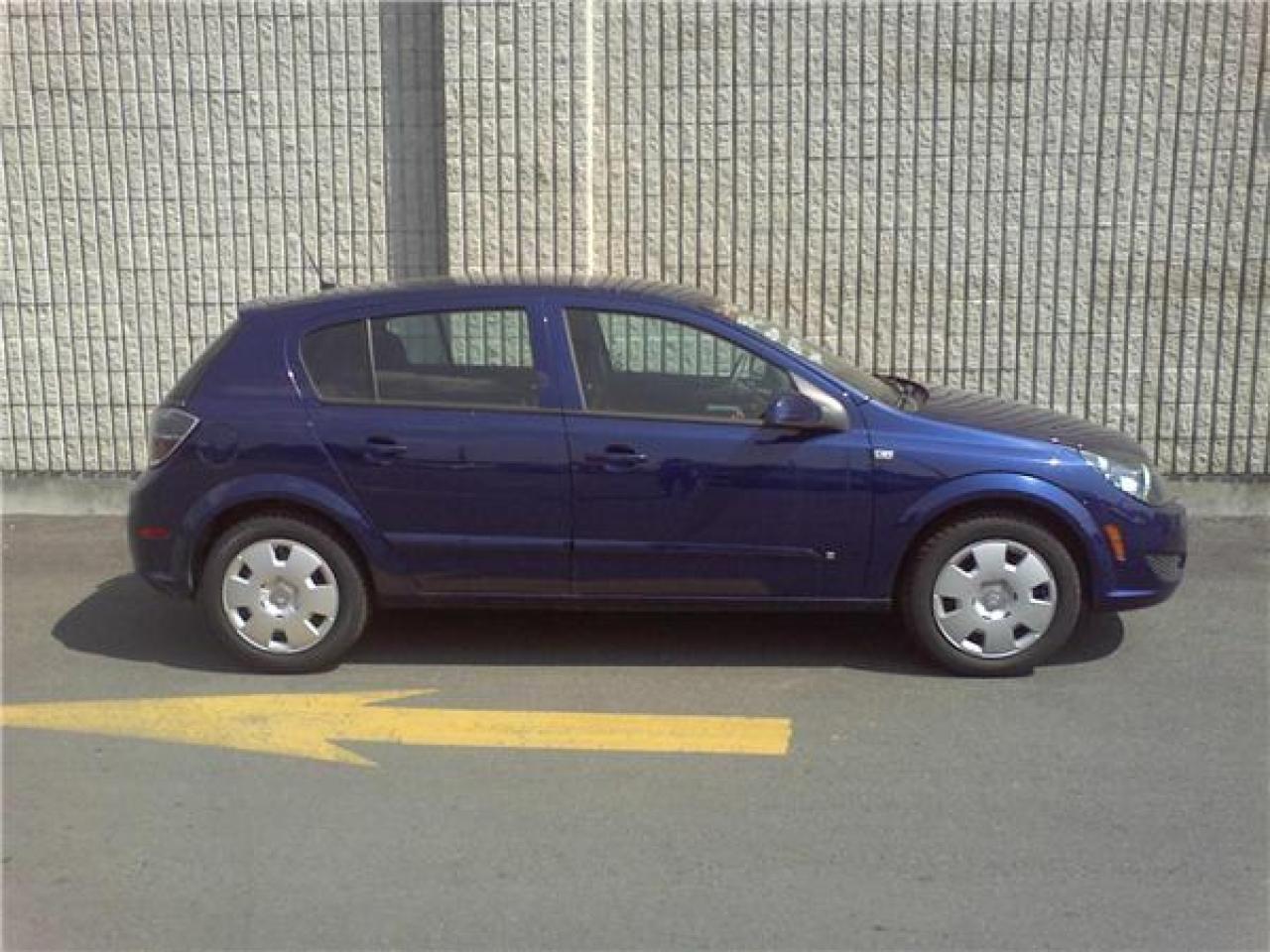 Used 2008 Saturn Astra XE for sale in Orleans, ON