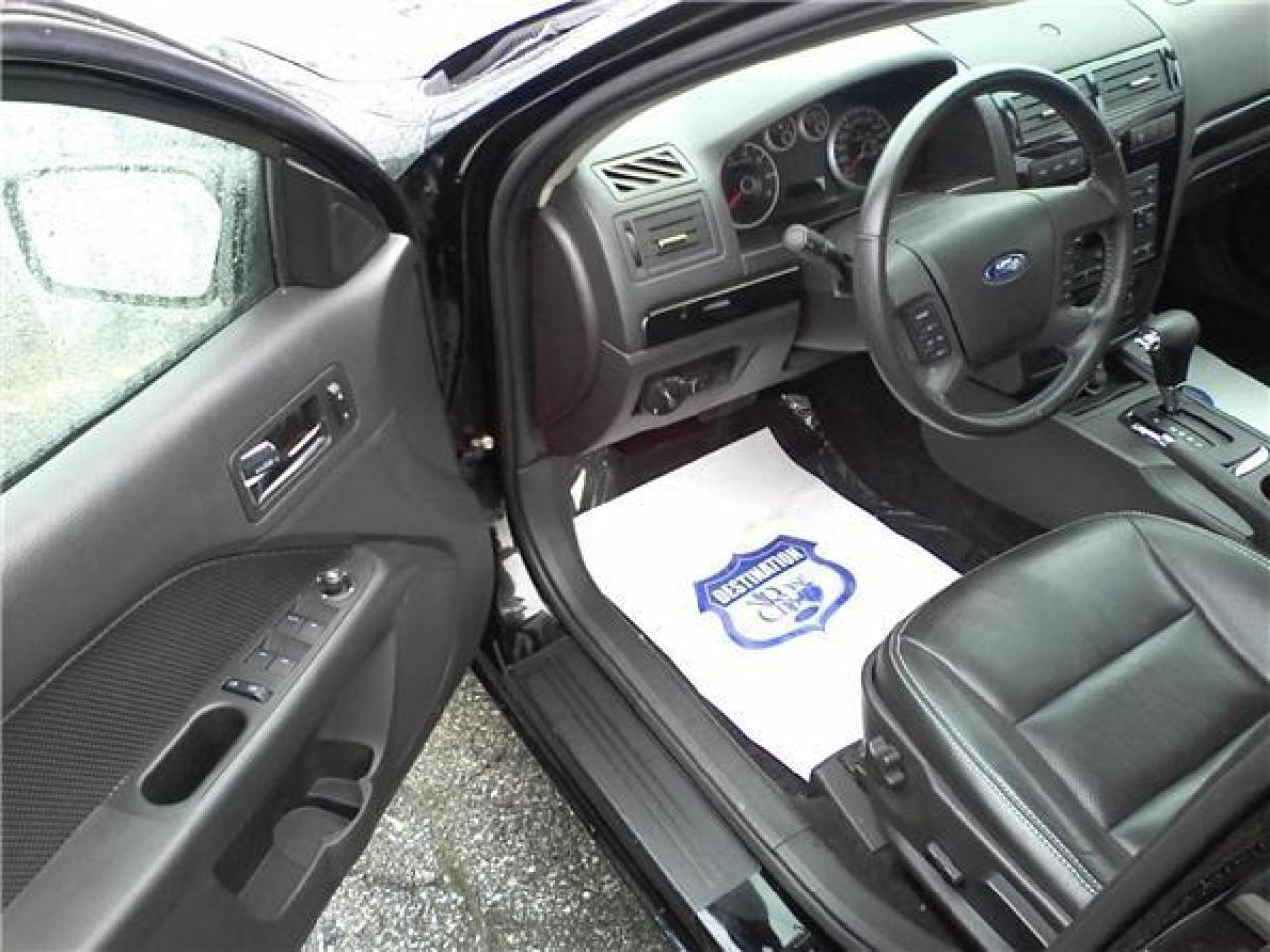 Used 2006 Ford Fusion SEL for sale in Windsor, ON