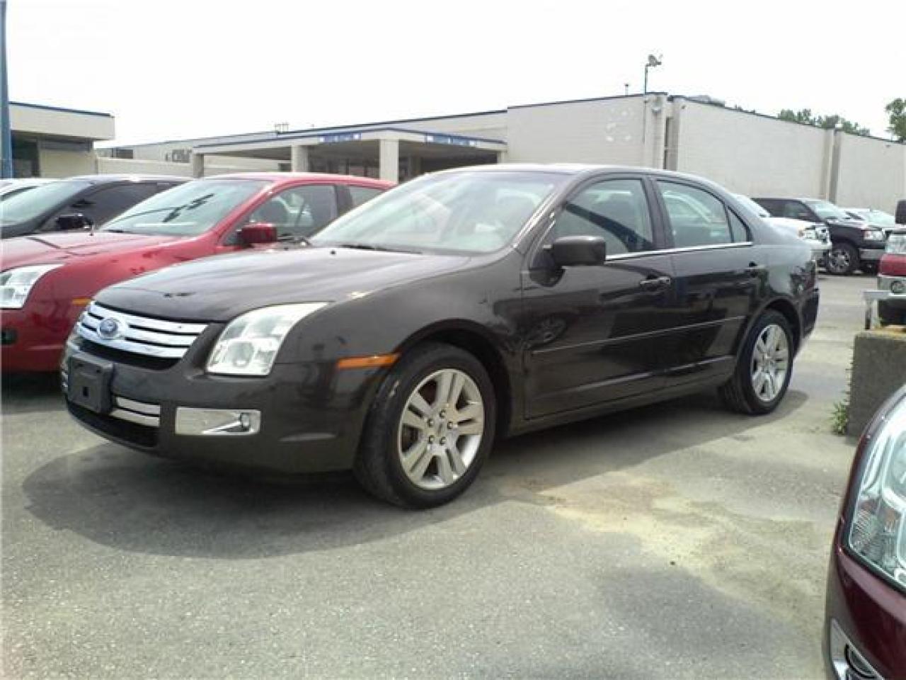 Used 2006 Ford Fusion SEL for sale in Windsor, ON