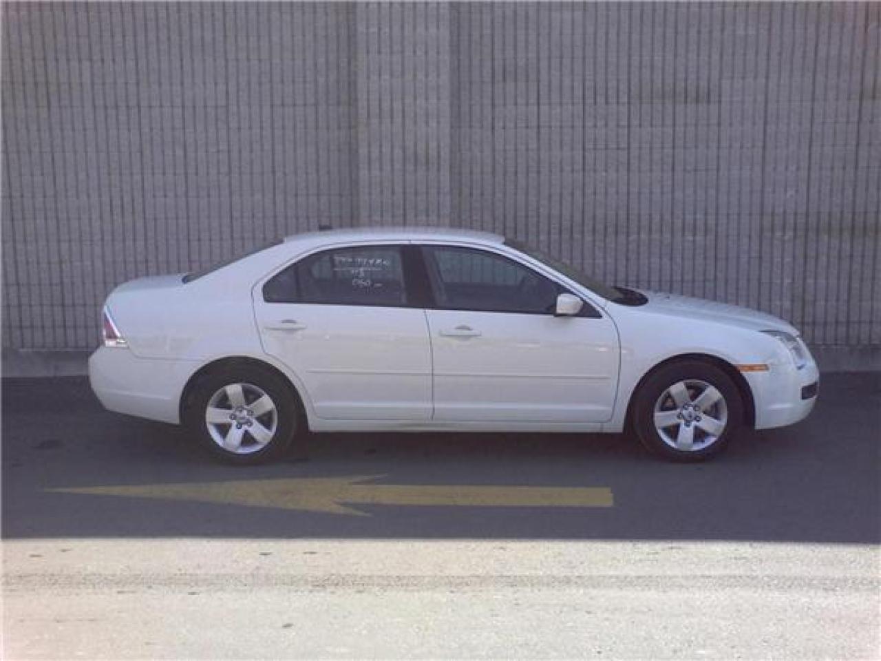 Used 2008 Ford Fusion SE for sale in Orleans, ON