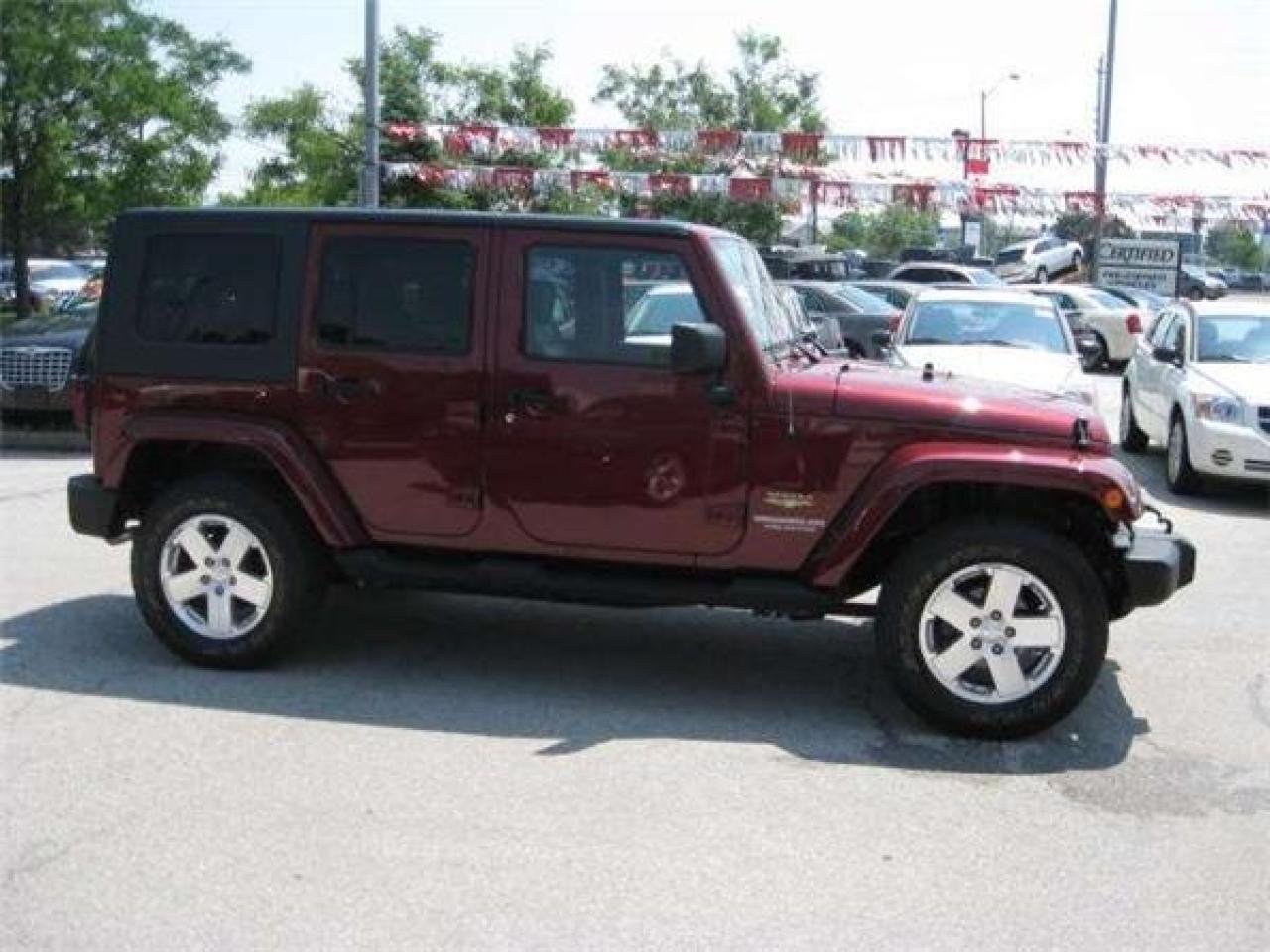 Used 2009 Jeep Wrangler Unlimited Sahara for sale in Burlington, ON
