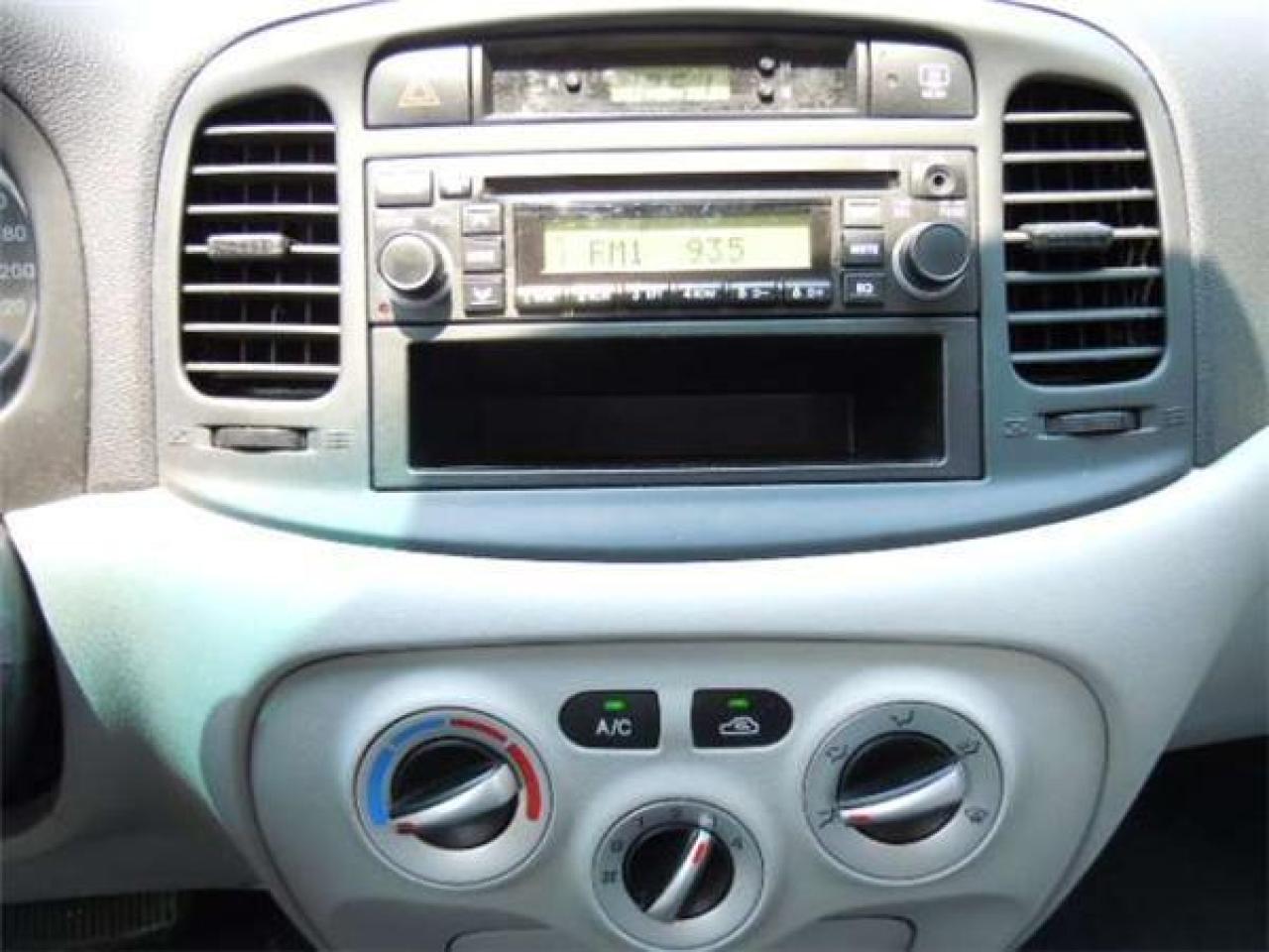 Used 2009 Hyundai Accent GL for sale in Mississauga, ON