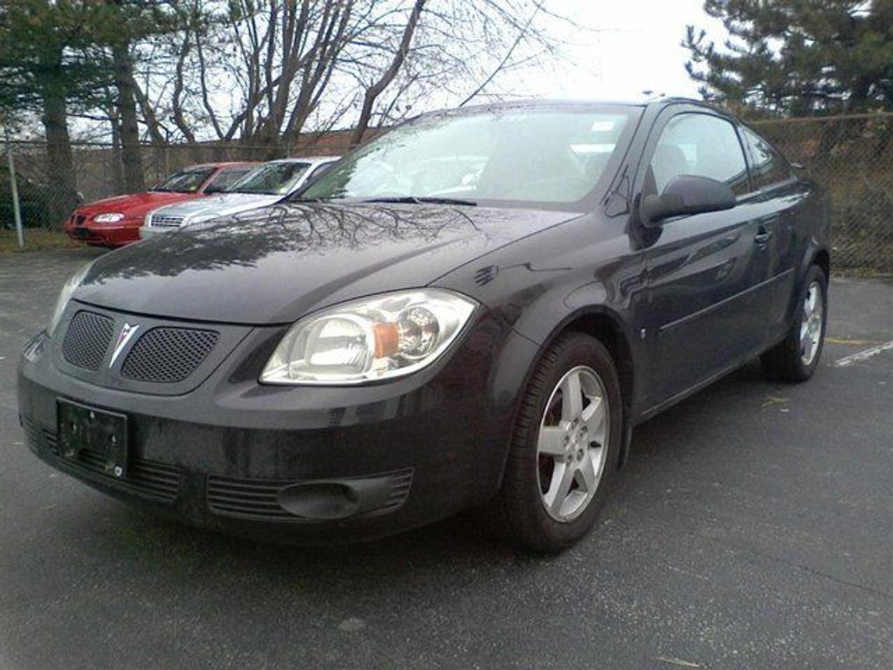 Used 2008 Pontiac G5 2 DOOR COUPE for sale in Brampton, ON