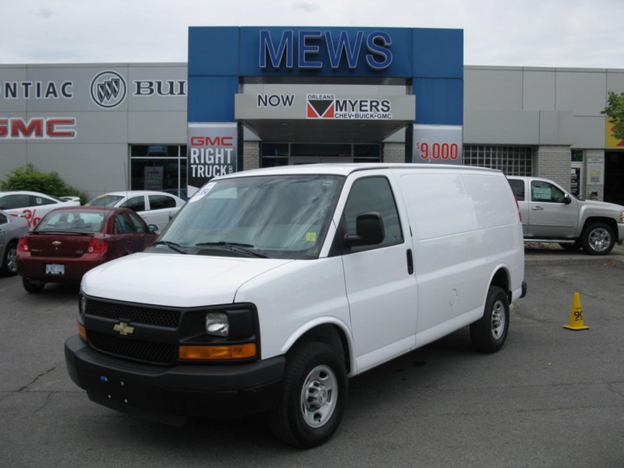 Used 2009 Chevrolet Express  for sale in Orleans, ON