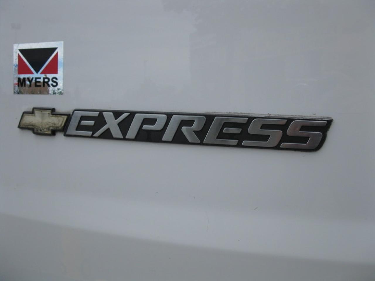 600286