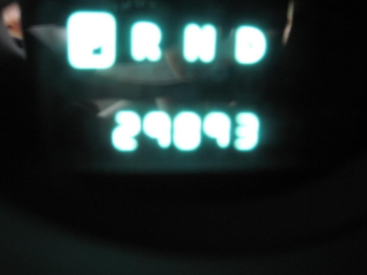 600320