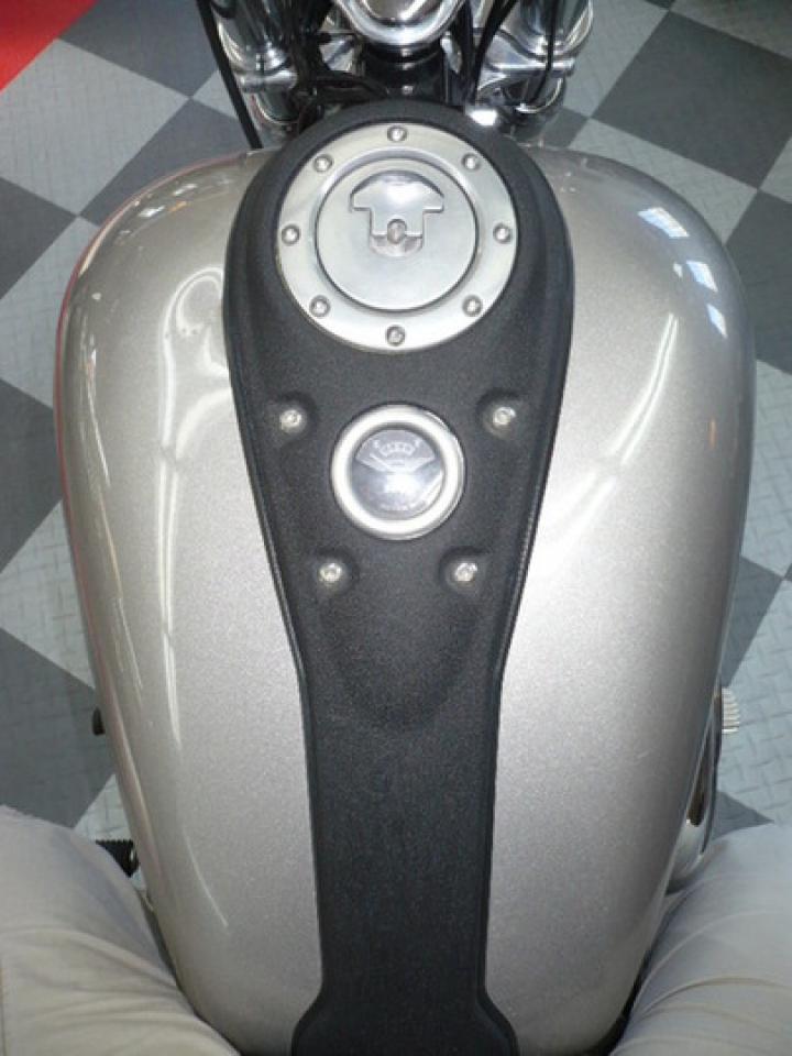 600327