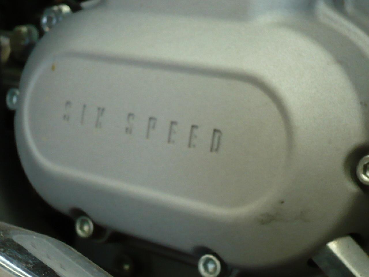 600327