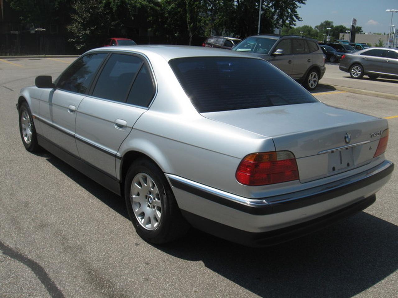 600333.9484142