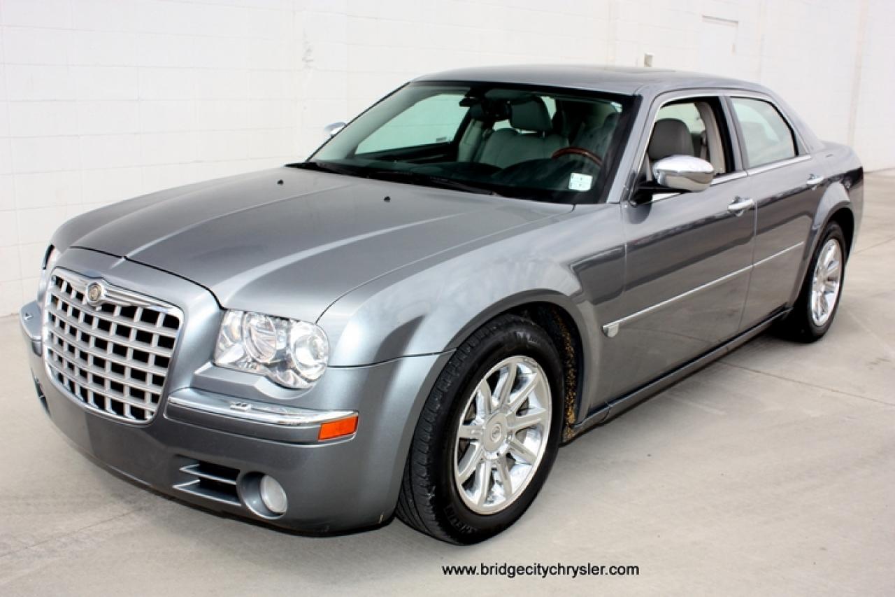 Used 2006 Chrysler 300C  for sale in Lethbridge, AB