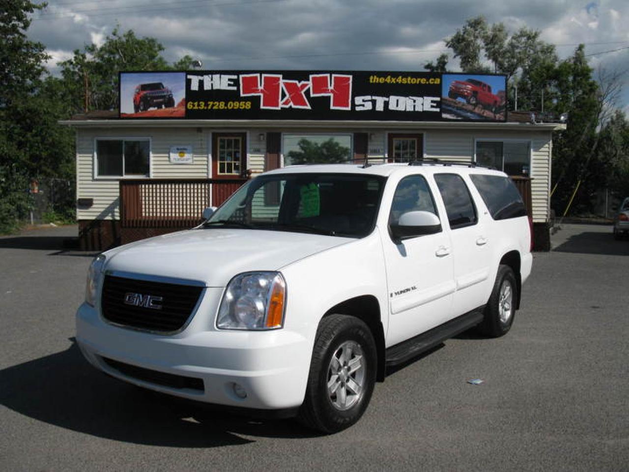 Used 2007 GMC Yukon XL SLT LEATHER LOADED 4X4 8 PASSENGER for sale in Ottawa, ON