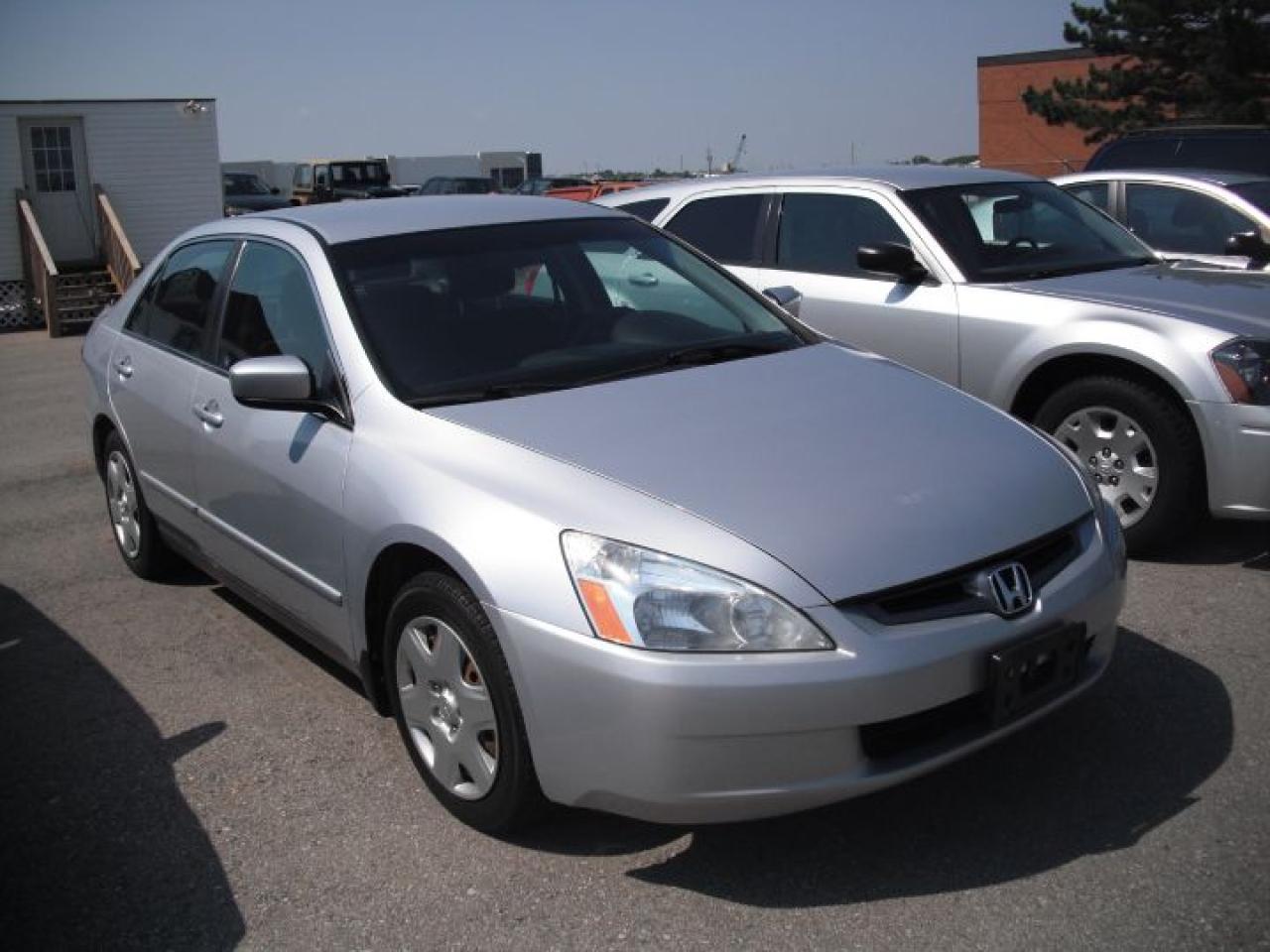 Used 2005 Honda Accord LX AUTO for sale in Mississauga, ON