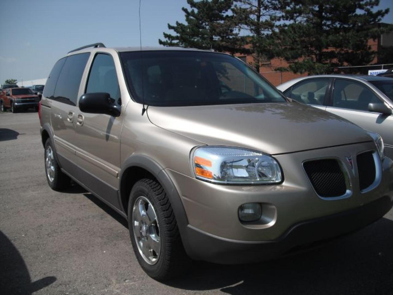 Used 2006 Pontiac Montana SV6 for sale in Mississauga, ON