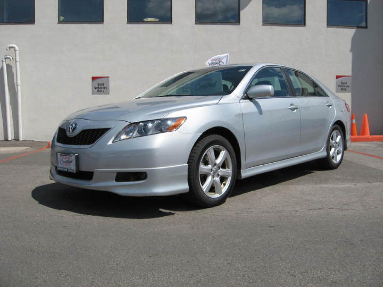 Used 2007 Toyota Camry V6 SE for sale in Toronto, ON