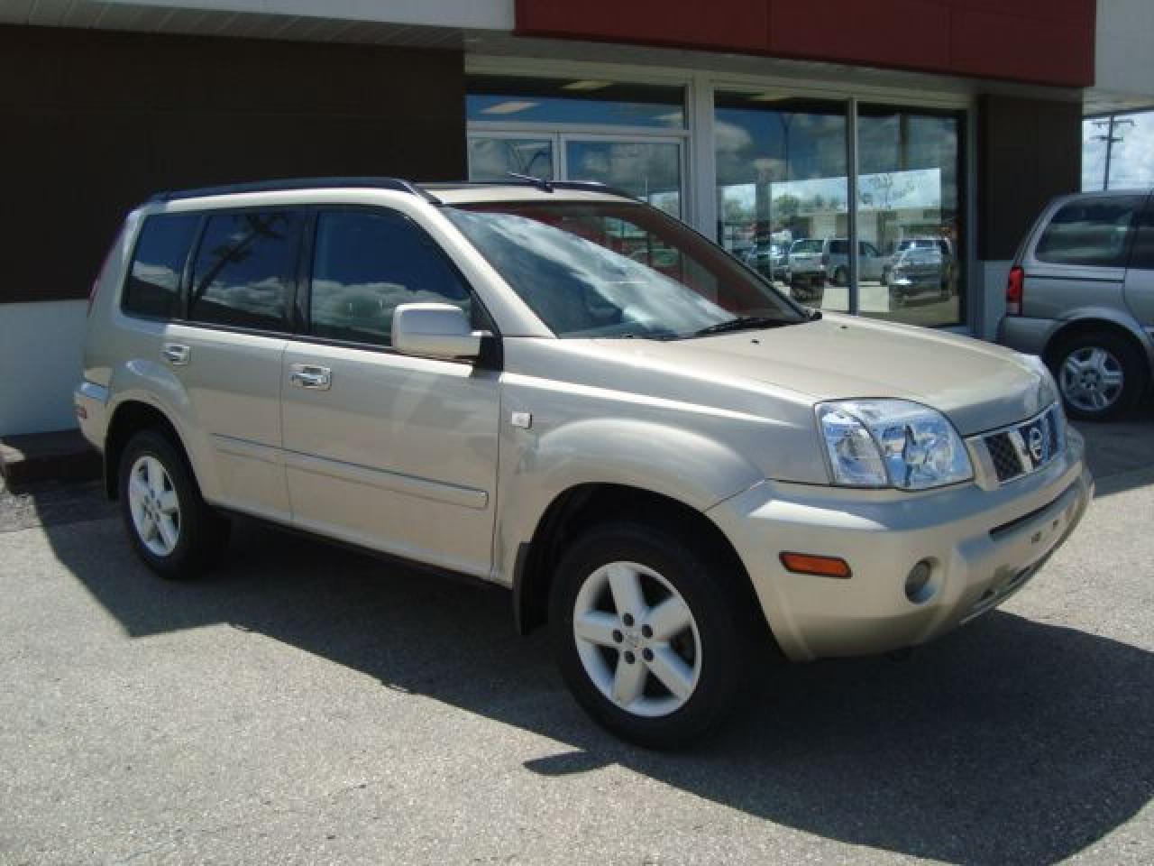Used 2006 Nissan X-Trail SE for sale in Steinbach, MB