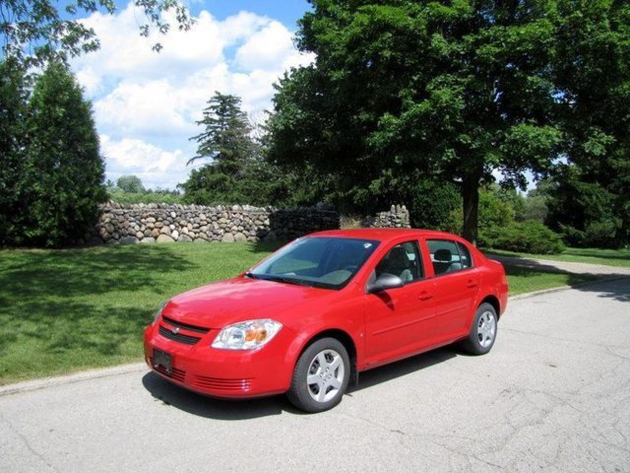 Used 2006 Chevrolet Cobalt LS  GM LEASE RETURN!! Sedan for sale in Guelph, ON