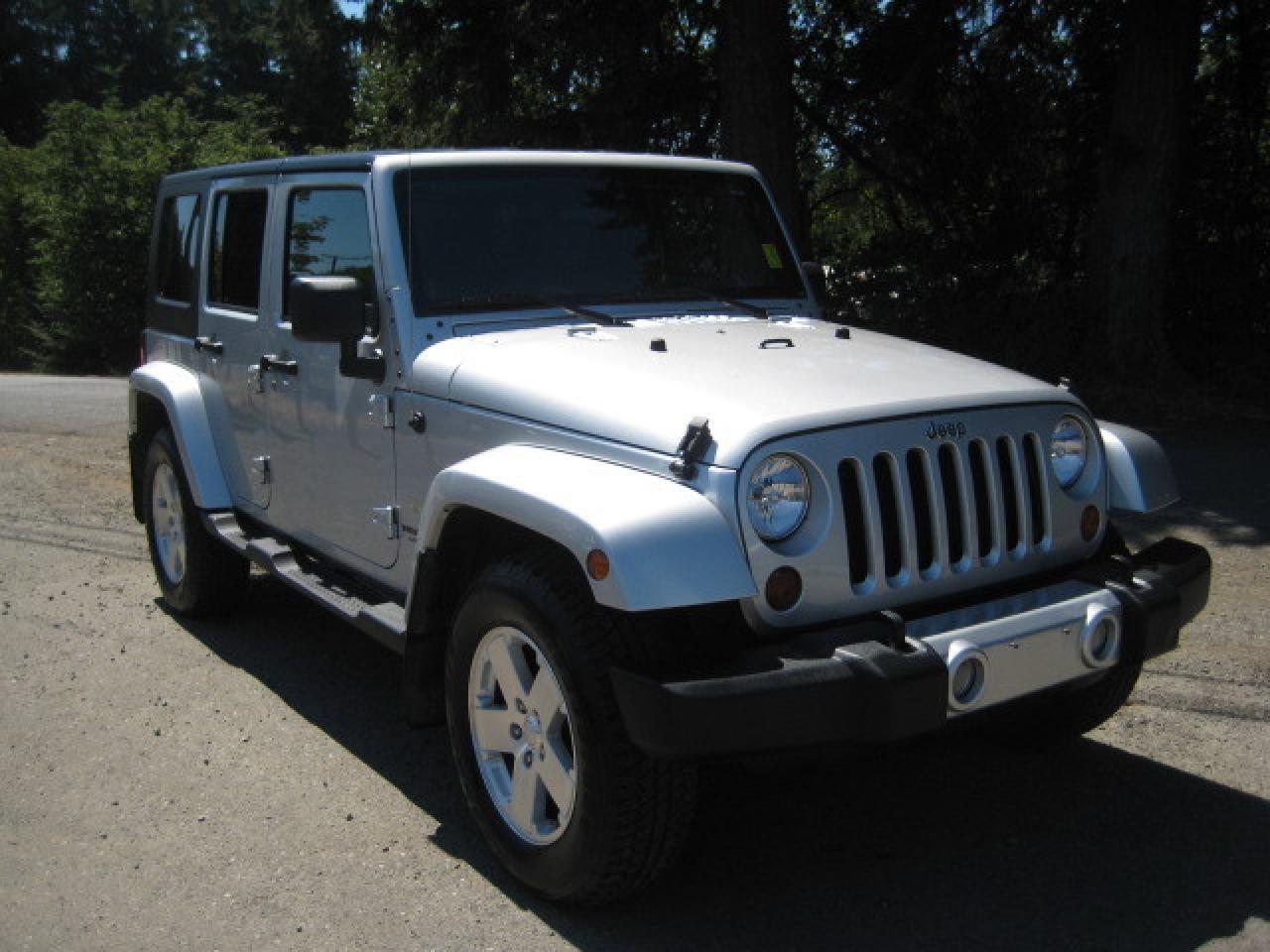 Used 2008 Jeep Wrangler Unlimited Sahara for sale in Courtenay, BC