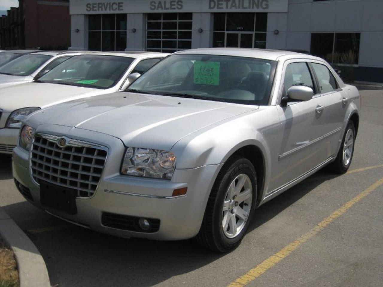 Used 2007 Chrysler 300  for sale in Kelowna, BC