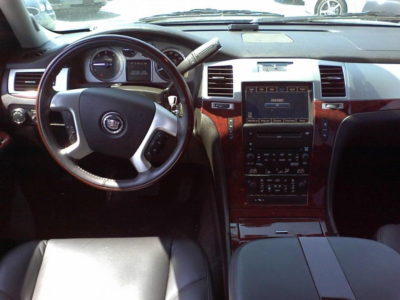 601378.9744125