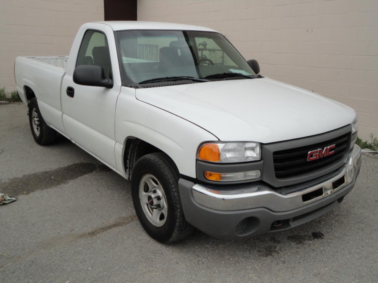 Used 2003 GMC Sierra 100% CREDIT APPROVAL for sale in Toronto, ON