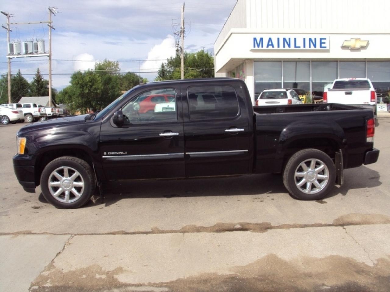 Used 2007 GMC Sierra 1500 Denali 'New Style' for sale in Watrous, SK