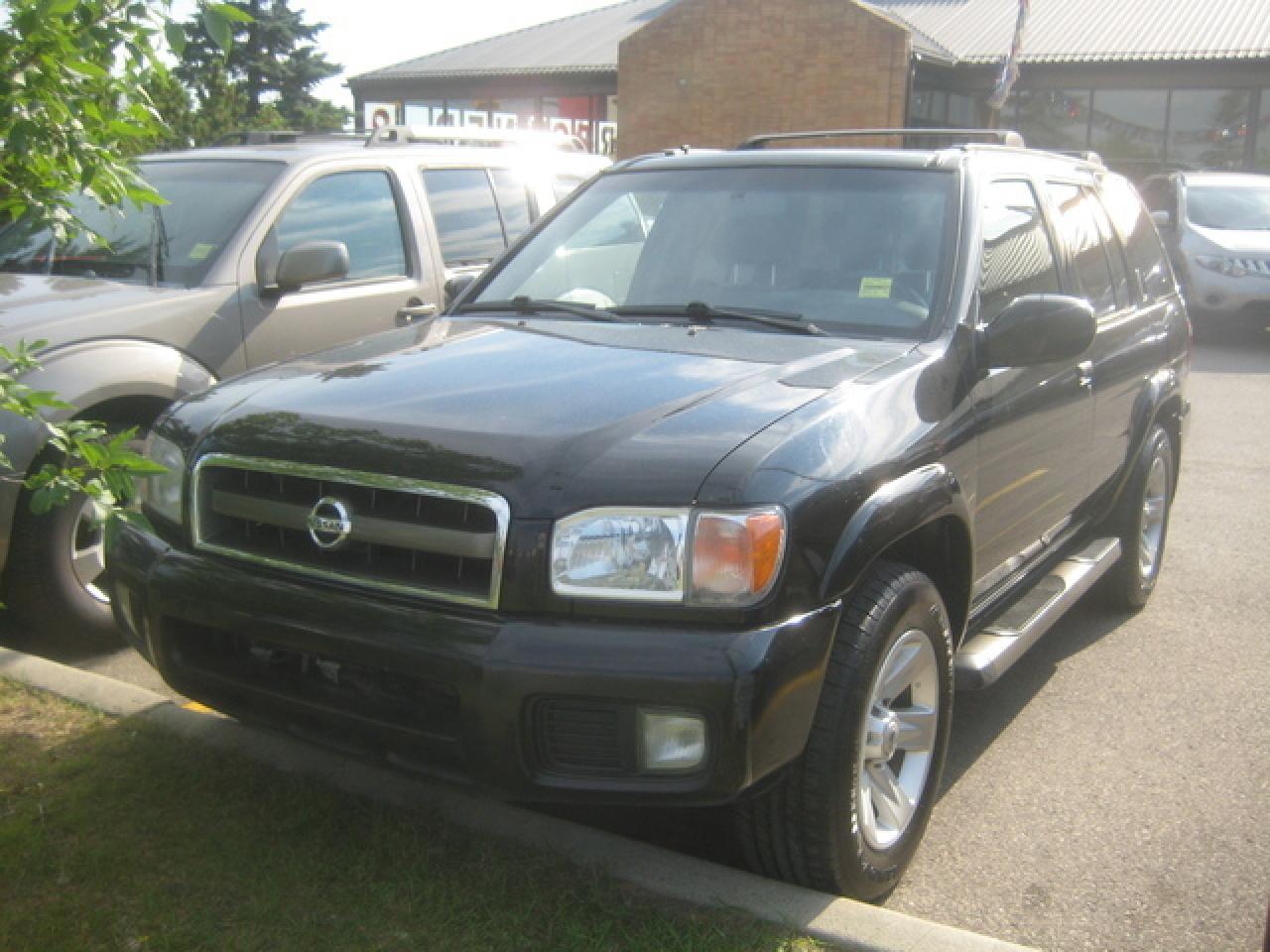 Used 2003 Nissan Pathfinder SE for sale in Calgary, AB