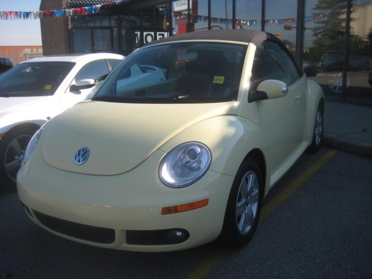 Used 2007 Volkswagen Beetle 2.5 for sale in Calgary, AB