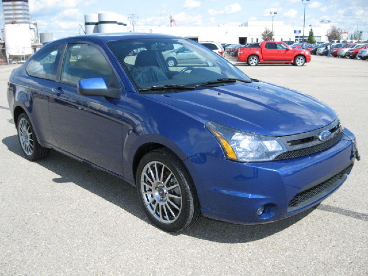 Used 2009 Ford Focus SES 2DR for sale in Innisfail, AB