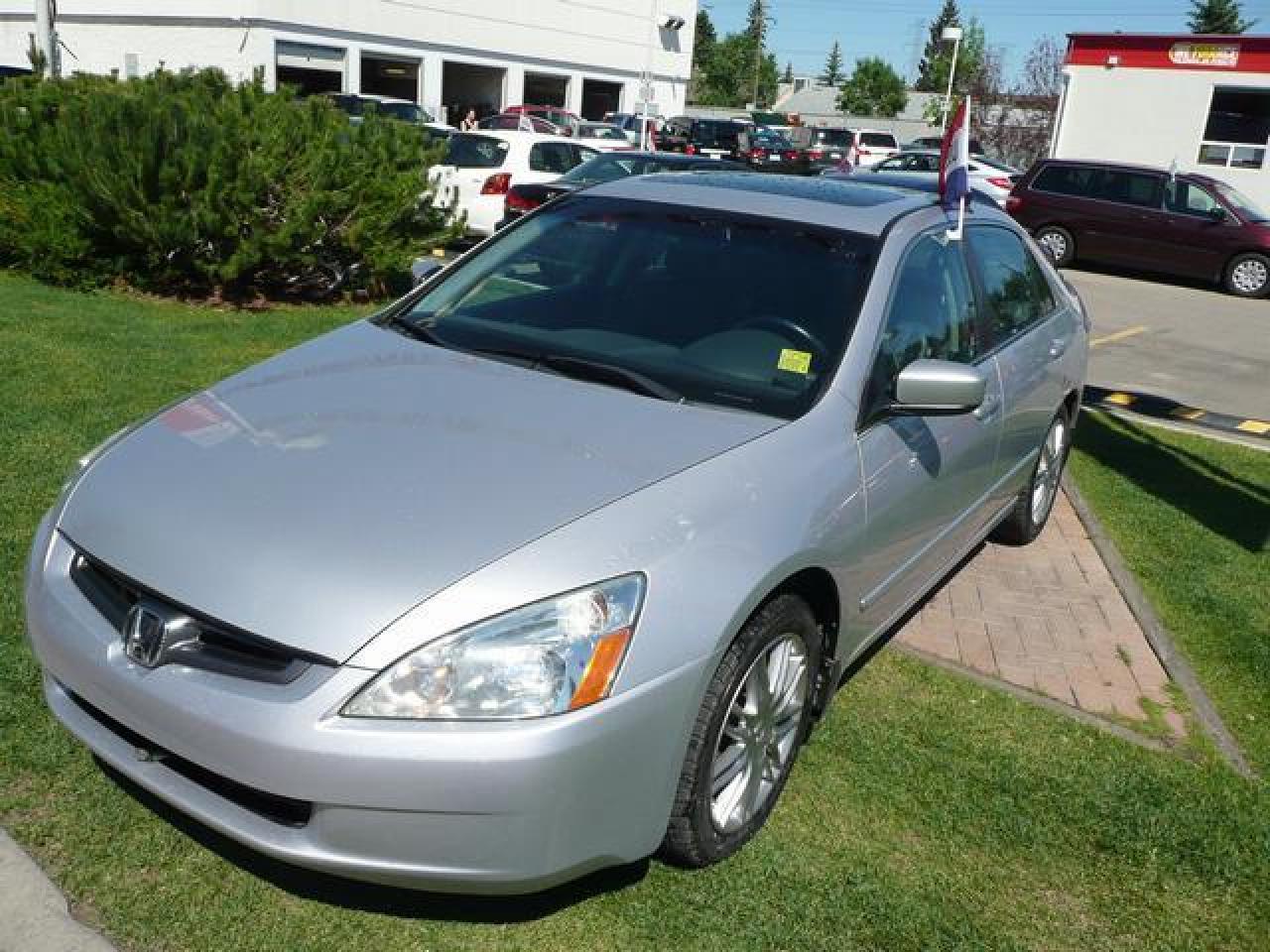 Used 2005 Honda Accord EXL V6 for sale in Calgary, AB
