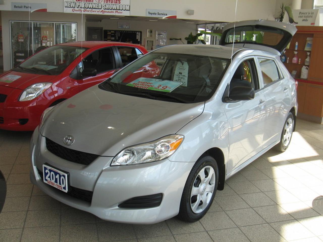 This vehicle is in great condition, and has obviously been kept in top condition by its previous owner. The vehicles electrical system is in great shape and the engine is running flawlessly. The transmission is running smoothly and requires no tune up. The interior looks and feels clean and has obviously been kept in good condition by its previous owner. All of our cars are professionally cleaned for sale. Buy with confidence knowing that Toyota stands behind all its vehicles with the best service and top industry standards.