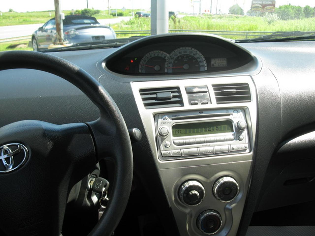 601861.9554025