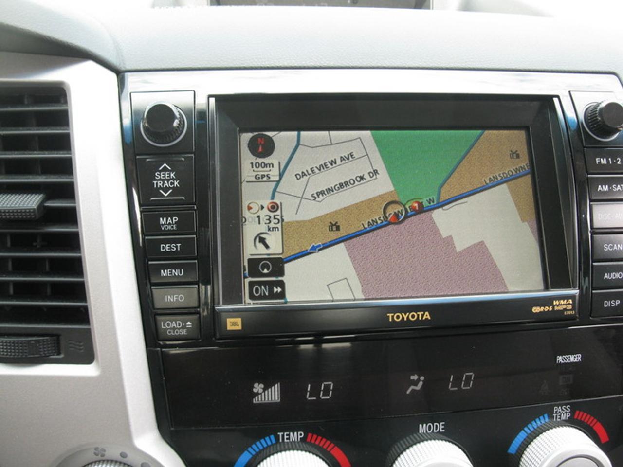 601942.9559762
