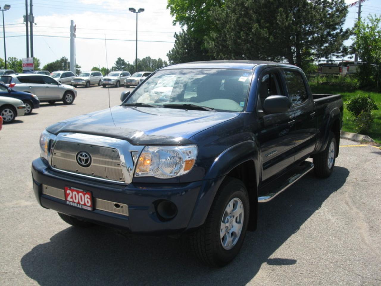 Used 2006 Toyota Tacoma DBL CAB for sale in Peterborough, ON