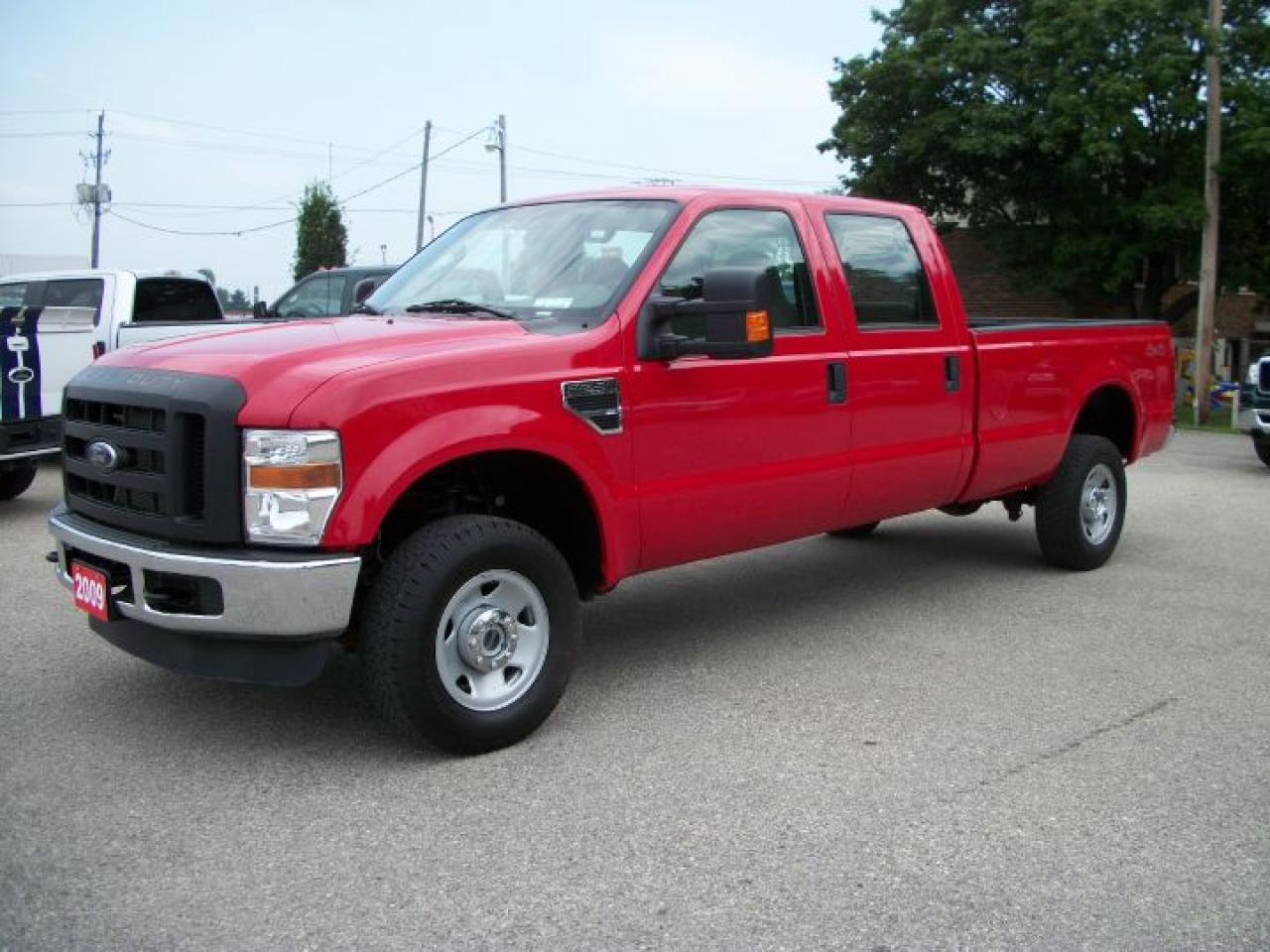Used 2009 Ford F350 XL Crew Cab Long Box 4x4 for sale in Stratford, ON