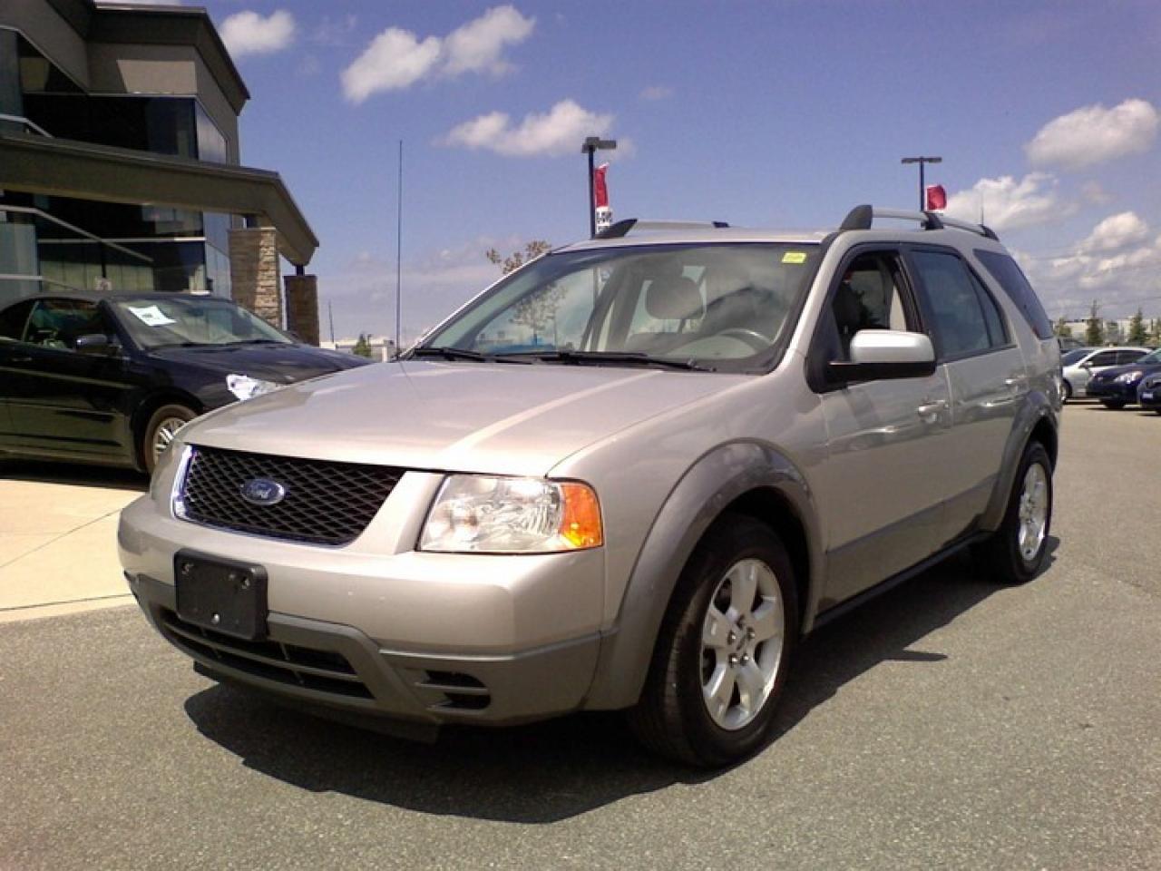 Used 2007 Ford Freestyle SEL Sport Utility for sale in Barrie, ON