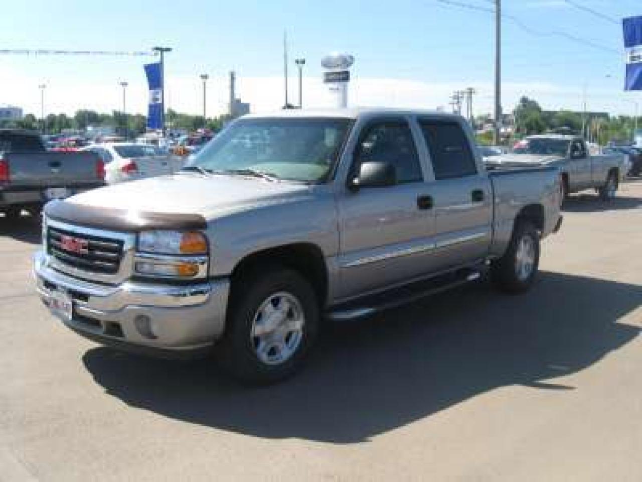Used 2005 GMC Sierra 1500 SLE Z71 for sale in Moncton, NB