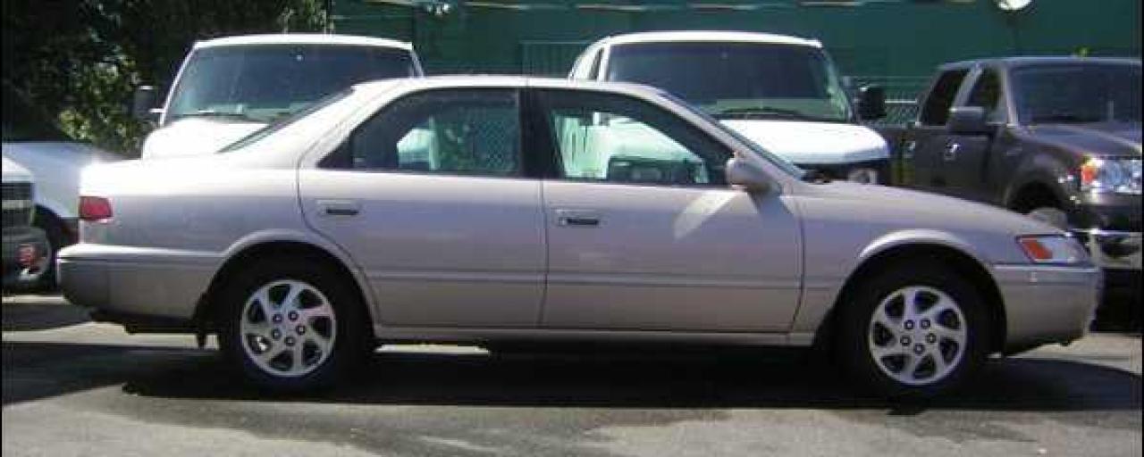 Used 1997 Toyota Camry XLE for sale in Vancouver, BC