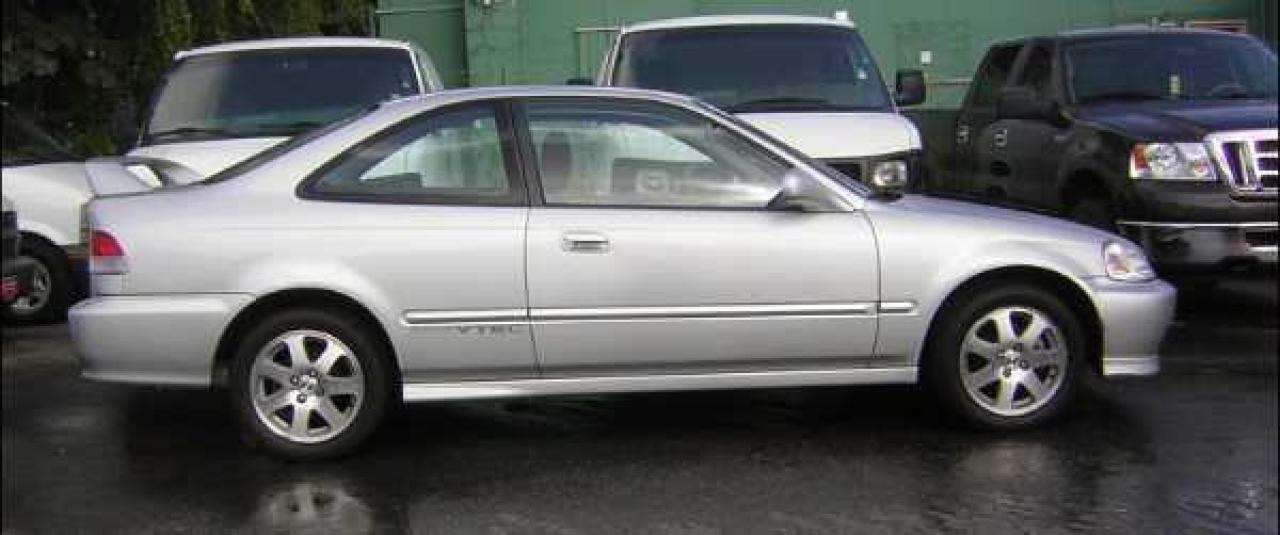 Used 2000 Honda Civic SiR for sale in Vancouver, BC