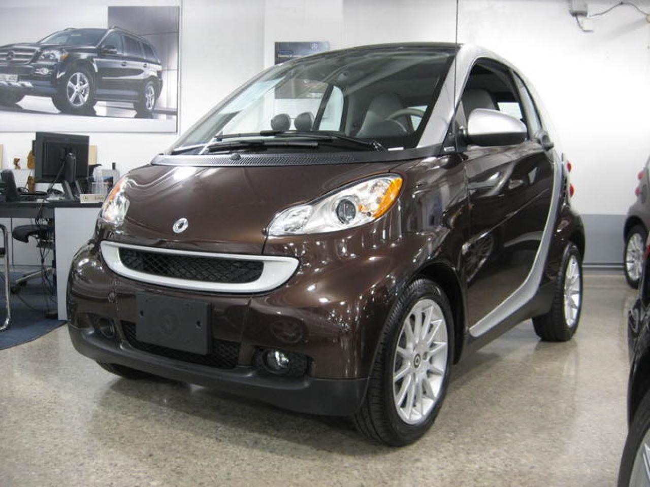Used 2010 Smart fortwo coupe  for sale in Maple, ON