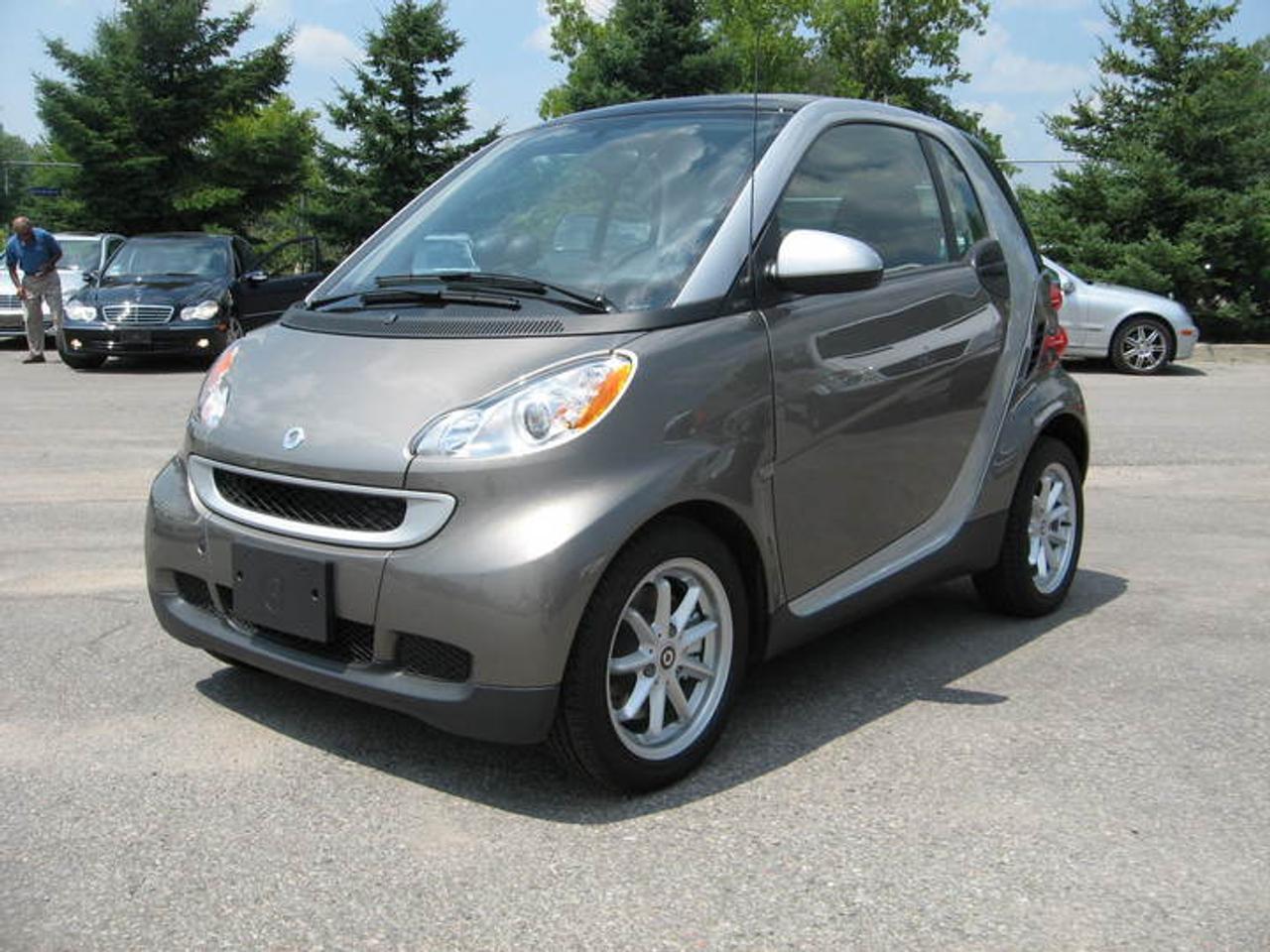 <p>This vehicle is in great condition, and has obviously been kept in top condition by its previous owner. The vehicles electrical system is in great shape and the engine is running flawlessly. The transmission is running smoothly and requires no tune up. The interior looks and feels clean and has obviously been kept in good condition by its previous owner. All of our cars are professionally cleaned for sale. Buy with confidence knowing thatMercedes-Benz stands behind all its vehicles with the best Service and top industry standards. We have the records for this and all of our vehicles, and are happy to share information on accident history, etc when you inquire about this car. Please speak to a sales consultant for more details.</p>