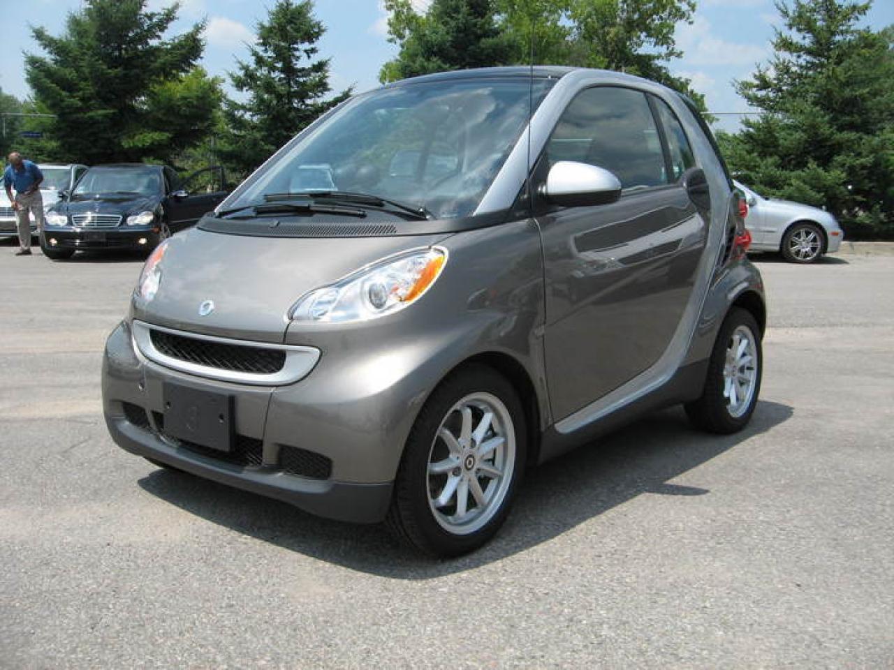 Used 2010 Smart fortwo coupe  for sale in Maple, ON
