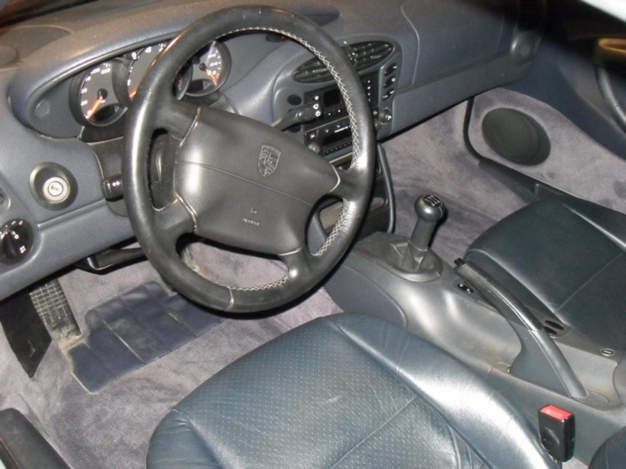 602543