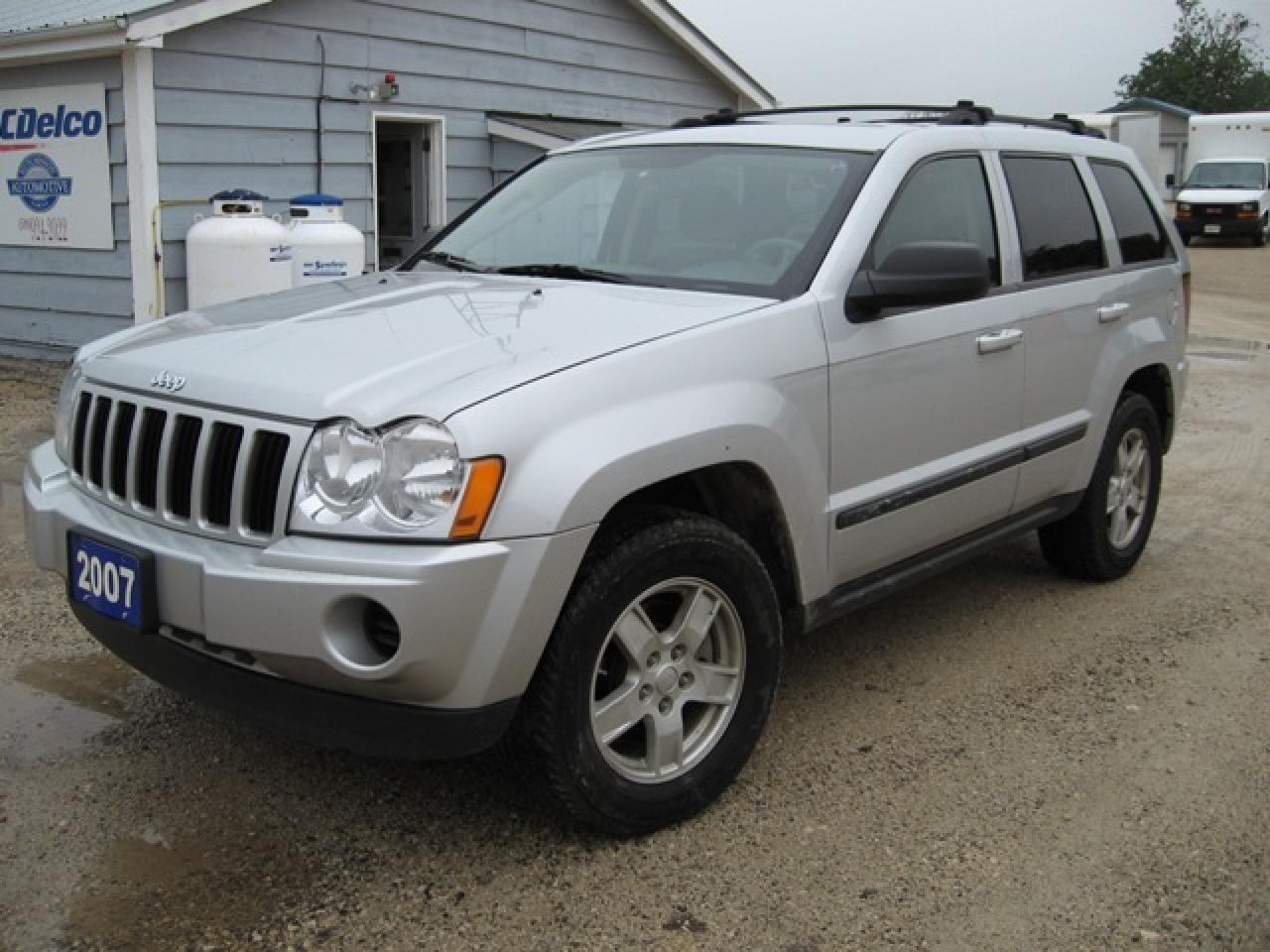 Used 2007 Jeep Grand Laredo 4x4 for sale in Markdale, ON