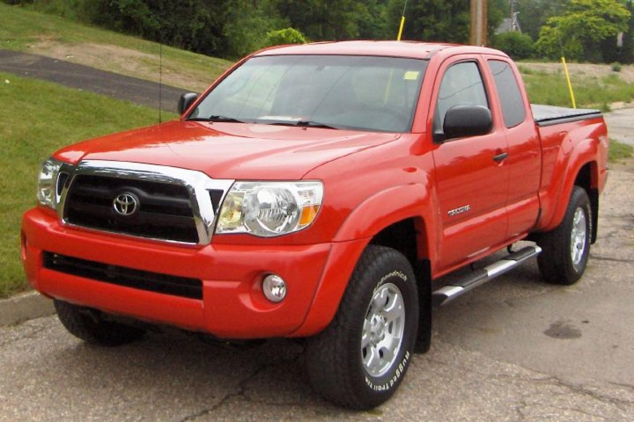 Used 2008 Toyota Tacoma SR5 for sale in Renfrew, ON